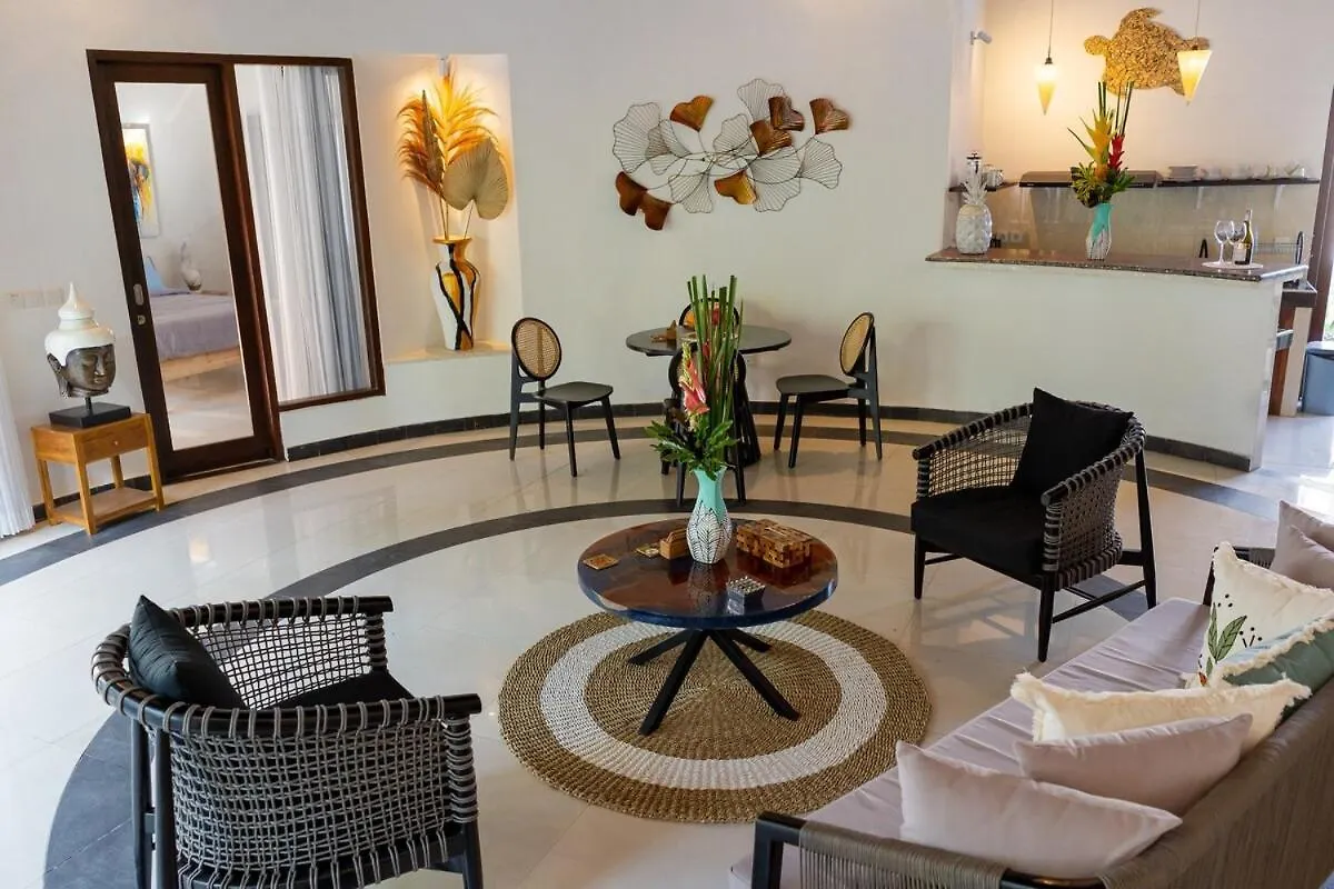 Peaceful 2Br With Pool & Garden Villa Seminyak